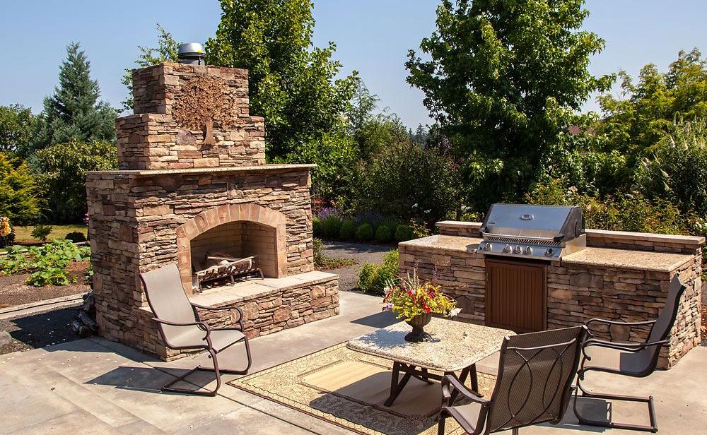 Patio kitchen